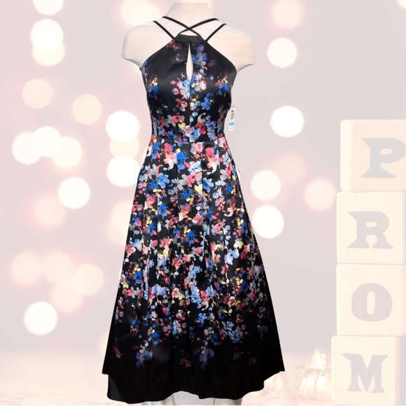 Morgan & Co. Dresses & Skirts - Morgan & Co Black and Pink Sleeveless Halter Formal Dress